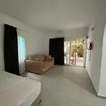 Hotel Manolya