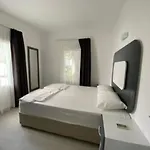 Manolya Hotel *